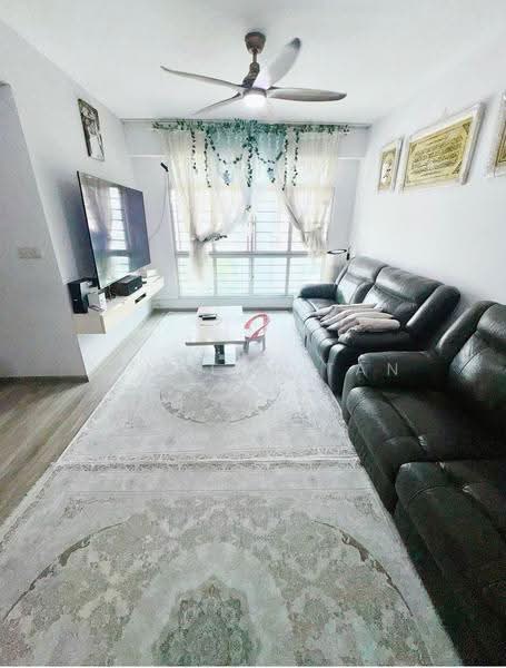 442 Yishun Avenue 11, 442 Yishun Avenue 11, Sembawang / Yishun, 3 Bedrooms, 1,001 sqft, HDB Flat For Sale, by Vincent Tan, 500252837 - Living Room - PropertyGuru.com.sg