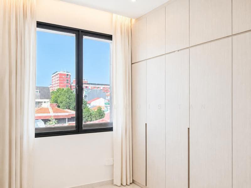 Charlton Corner, Hougang / Punggol / Sengkang, 2 Bedrooms, 850 sqft, Walk-up Apartment For Rent, by Joseph Louis Tan, 500252839 - View - PropertyGuru.com.sg