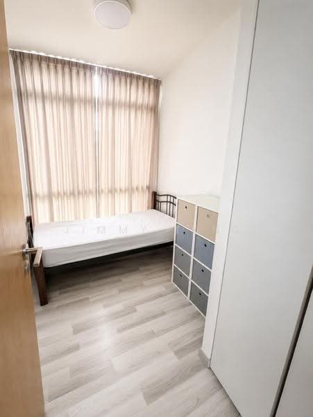 La Fiesta, 60 Sengkang Square, Hougang / Punggol / Sengkang, 3 Bedrooms, 840 sqft, Condominium For Sale, by Jimmy Tang, 500252844 - Bedroom - PropertyGuru.com.sg