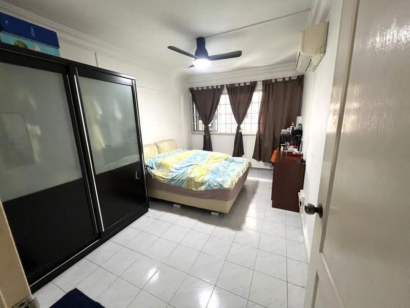 637 Veerasamy Road, 637 Veerasamy Road, Farrer Park / Serangoon Rd, 2 Bedrooms, 775 sqft, HDB Flat For Rent, by Lily Tan, 500252846 - Bedroom - PropertyGuru.com.sg