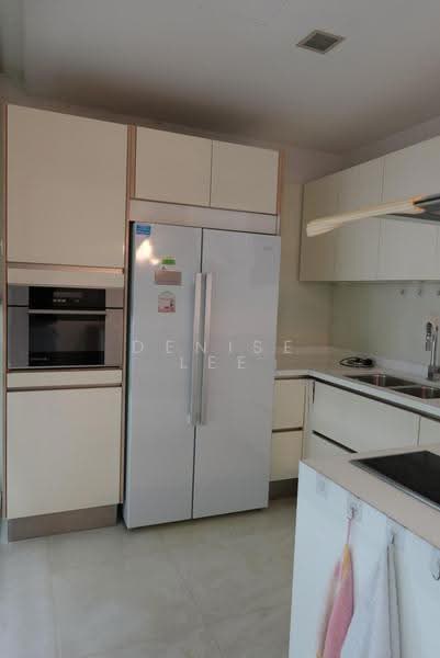Hillcrest Villa, 1U Hillcrest Road, Newton / Novena, Room Rental, 350 sqft, Cluster House For Rent, by Denise Lee, 500252854 - Kitchen - PropertyGuru.com.sg