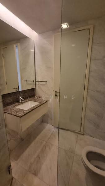 Reflections at Keppel Bay, 5 Keppel Bay View, Harbourfront / Telok Blangah, 3 Bedrooms, 1,711 sqft, Condominium For Sale, by Jasmine See, 500252859 - Junior master bathroom - PropertyGuru.com.sg