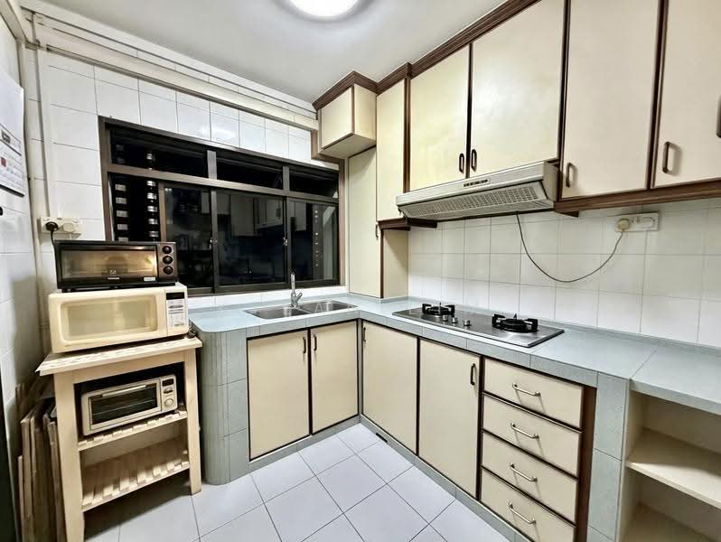 345 Kang Ching Road, 345 Kang Ching Road, Boon Lay / Jurong / Tuas, 3 Bedrooms, 1,098 sqft, HDB Flat For Sale, by Kyean Lim, 500252874 - Kitchen - PropertyGuru.com.sg