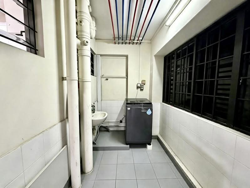 345 Kang Ching Road, 345 Kang Ching Road, Boon Lay / Jurong / Tuas, 3 Bedrooms, 1,098 sqft, HDB Flat For Sale, by Kyean Lim, 500252874 - Yard - PropertyGuru.com.sg