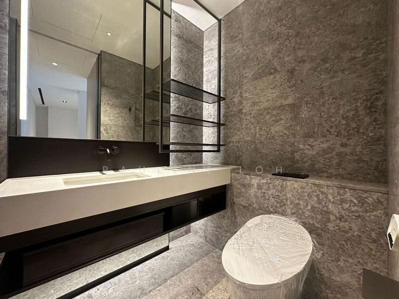 Cuscaden Reserve, 8 Cuscaden Road, Tanglin / Holland / Bukit Timah, 1 Bedroom, 700 sqft, Condominium For Rent, by Pauline Loh, 500252883 - Bathroom - PropertyGuru.com.sg