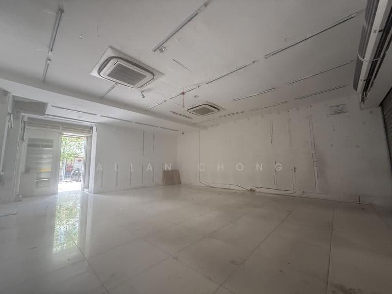 HDB shophouse, Toa Payoh Central, Balestier / Toa Payoh, 500 sqft, Shop / Shophouse For Rent, by Allan Chong, 500252893 - Interior - CommercialGuru.com.sg