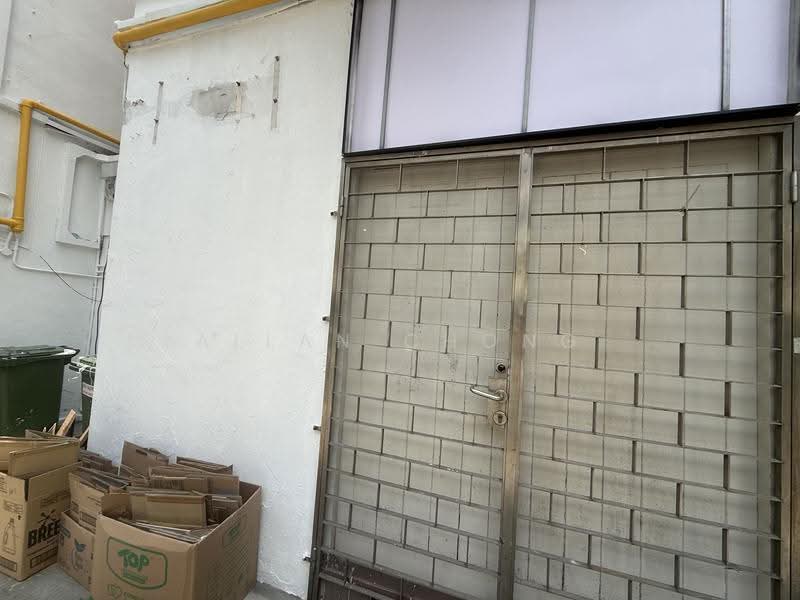 HDB shophouse, Toa Payoh Central, Balestier / Toa Payoh, 500 sqft, Shop / Shophouse For Rent, by Allan Chong, 500252893 - Exterior - CommercialGuru.com.sg