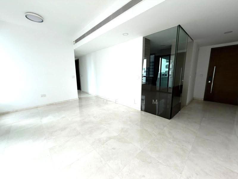 8 Saint Thomas, 10 Saint Thomas Walk, Orchard / River Valley, 3 Bedrooms, 1,302 sqft, Condominium For Sale, by Jaime Lim, 500252910 - Living and dining - PropertyGuru.com.sg