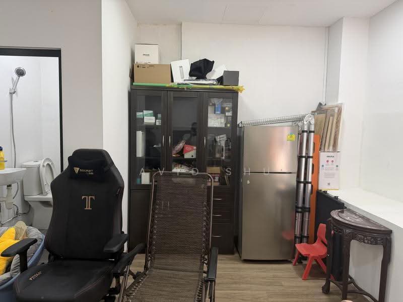 52 Foch road, Farrer Park / Serangoon Rd, Room Rental, 120 sqft, Shophouse For Rent, by David Shu, 500252911 - Interior - PropertyGuru.com.sg