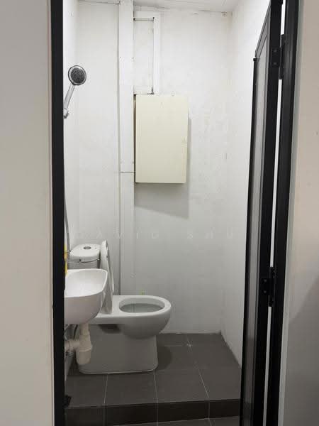 52 Foch road, Farrer Park / Serangoon Rd, Room Rental, 120 sqft, Shophouse For Rent, by David Shu, 500252911 - Bathroom - PropertyGuru.com.sg