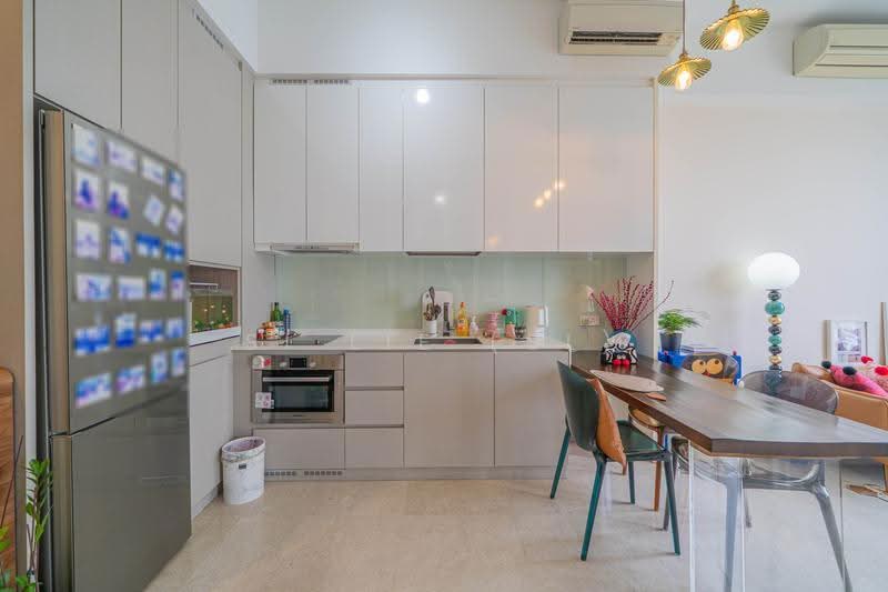 The Hillier, 6 Hillview Rise, Dairy Farm / Bukit Panjang / Choa Chu Kang, 1 Bedroom, 517 sqft, Condominium For Sale, by Si Lie (SL), 500252914 - Kitchen - PropertyGuru.com.sg