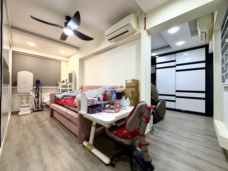 316C Yishun Greenwalk, 316C Yishun Avenue 9, Sembawang / Yishun, 3 Bedrooms, 1,205 sqft, HDB Flat For Sale, by Wayne Tan, 500252918 - Bedroom - PropertyGuru.com.sg