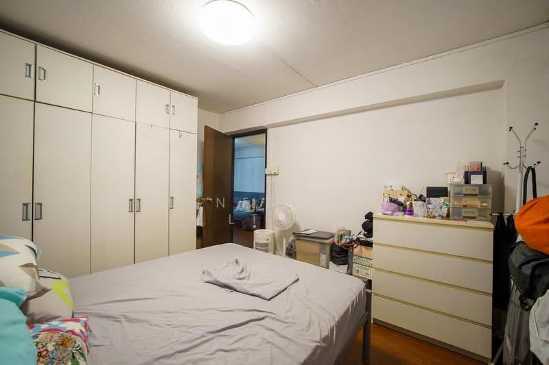 165 Stirling Road, 165 Stirling Road, Alexandra / Commonwealth, 2 Bedrooms, 645 sqft, HDB Flat For Sale, by CLARENCE LIANG, 500252928 - Bedroom - PropertyGuru.com.sg