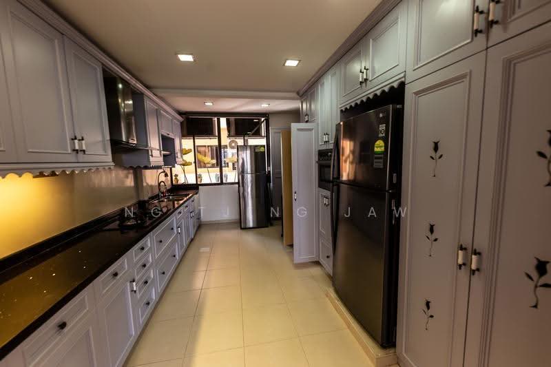 Yong An Park, 331 River Valley Road, Orchard / River Valley, 3 Bedrooms, 1,808 sqft, Condominium For Rent, by Ng Tjeng Jaw, 500252932 - Kitchen - PropertyGuru.com.sg