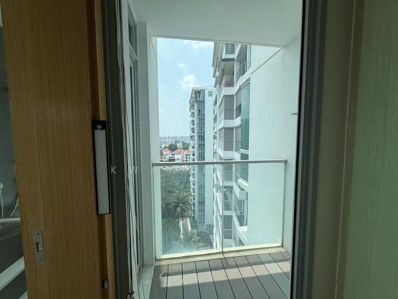 Kovan Residences, 5 Kovan Road, Hougang / Punggol / Sengkang, 4 Bedrooms, 1,765 sqft, Condominium For Sale, by Kwan Le'En, 500252940 - Balcony - PropertyGuru.com.sg