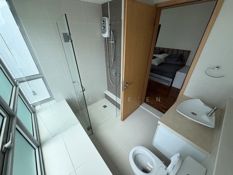 Kovan Residences, 5 Kovan Road, Hougang / Punggol / Sengkang, 4 Bedrooms, 1,765 sqft, Condominium For Sale, by Kwan Le'En, 500252940 - Bathroom - PropertyGuru.com.sg