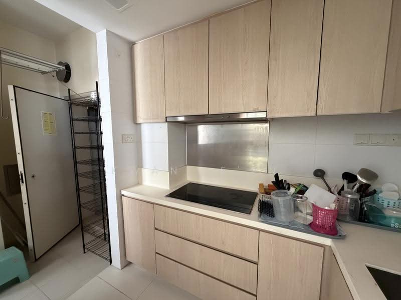 Kovan Residences, 5 Kovan Road, Hougang / Punggol / Sengkang, 4 Bedrooms, 1,765 sqft, Condominium For Sale, by Kwan Le'En, 500252940 - Kitchen - PropertyGuru.com.sg