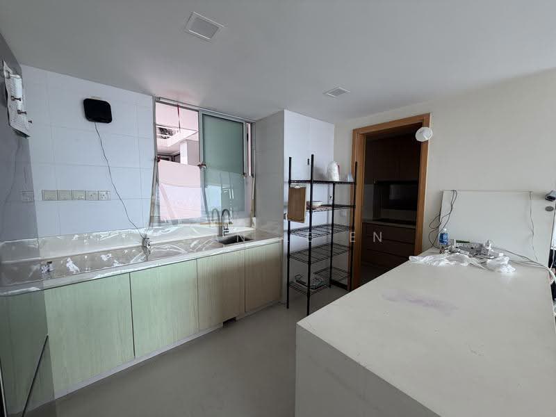 Kovan Residences, 5 Kovan Road, Hougang / Punggol / Sengkang, 4 Bedrooms, 1,765 sqft, Condominium For Sale, by Kwan Le'En, 500252940 - Kitchen - PropertyGuru.com.sg