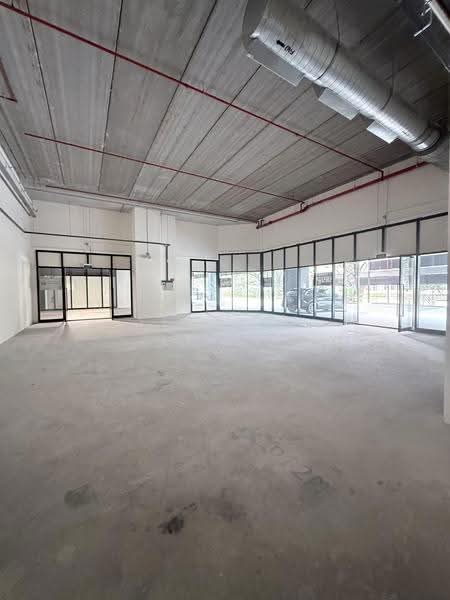 Ground Floor/Tampines/Good Frontage, Pasir Ris / Tampines, 1,700 sqft, Factory / Workshop (B2) For Rent, by Jessica Liang, 500252990 - Interior - CommercialGuru.com.sg