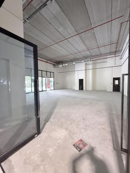 Ground Floor/Tampines/Good Frontage, Pasir Ris / Tampines, 1,700 sqft, Factory / Workshop (B2) For Rent, by Jessica Liang, 500252990 - Interior - CommercialGuru.com.sg