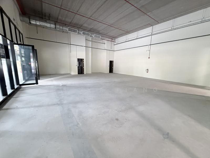 Ground Floor/Tampines/Good Frontage, Pasir Ris / Tampines, 1,700 sqft, Factory / Workshop (B2) For Rent, by Jessica Liang, 500252990 - Interior - CommercialGuru.com.sg