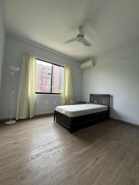 Botanic Gardens View, 1 Taman Serasi, Tanglin / Holland / Bukit Timah, 3 Bedrooms, 1,410 sqft, Apartment For Rent, by Benson Lau, 500252999 - Bedroom - PropertyGuru.com.sg