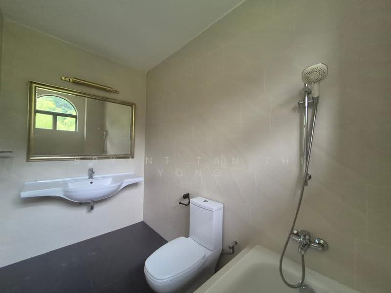 Kheam Hock Road, Newton / Novena, 2 Bedrooms, 1,400 sqft, Apartment For Rent, by Bryant Tan Zhi Yong, 500253012 - Bathroom - PropertyGuru.com.sg