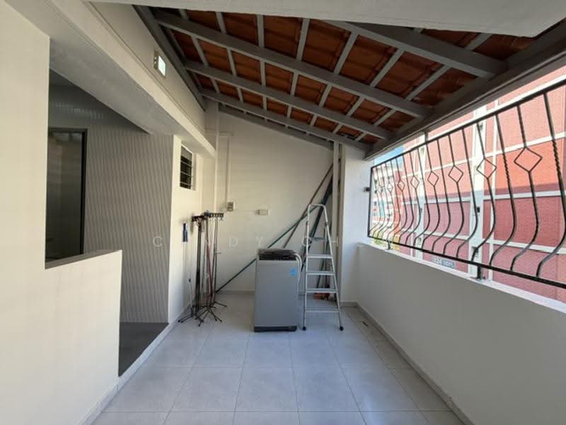 325 Tampines Street 32, 325 Tampines Street 32, Pasir Ris / Tampines, 4 Bedrooms, 1,571 sqft, HDB Flat For Rent, by Cindy Chew, 500253016 - Balcony - PropertyGuru.com.sg