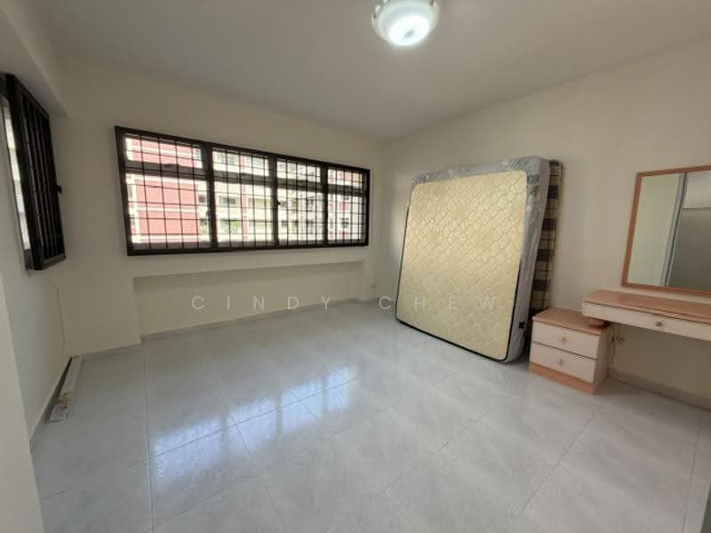 325 Tampines Street 32, 325 Tampines Street 32, Pasir Ris / Tampines, 4 Bedrooms, 1,571 sqft, HDB Flat For Rent, by Cindy Chew, 500253016 - Bedroom - PropertyGuru.com.sg