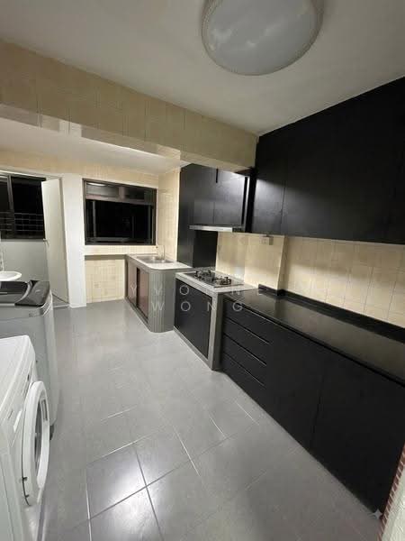 63 Kallang Bahru, 63 Kallang Bahru, Balestier / Toa Payoh, 2 Bedrooms, 699 sqft, HDB Flat For Sale, by Yvonne Wong, 500253017 - Kitchen - PropertyGuru.com.sg