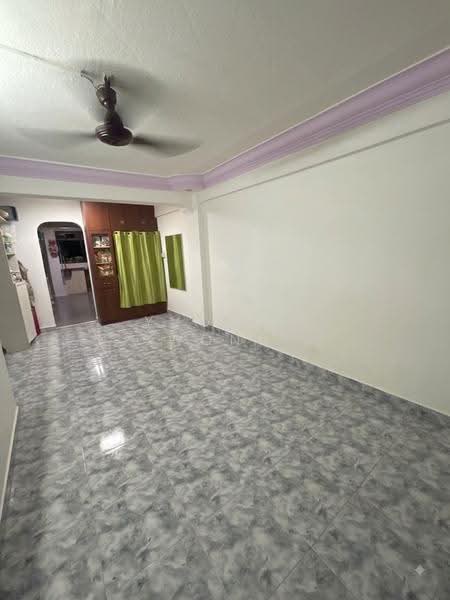 63 Kallang Bahru, 63 Kallang Bahru, Balestier / Toa Payoh, 2 Bedrooms, 699 sqft, HDB Flat For Sale, by Yvonne Wong, 500253017 - Living Room - PropertyGuru.com.sg