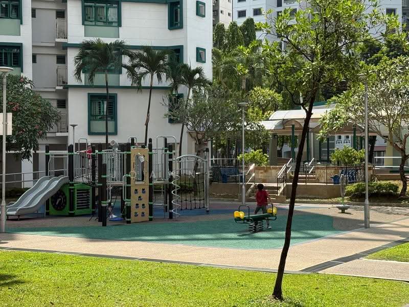 353A Admiralty Drive, 353A Admiralty Drive, Sembawang / Yishun, 3 Bedrooms, 1,184 sqft, HDB Flat For Rent, by Joanne Teo, 500253018 - Exterior - PropertyGuru.com.sg