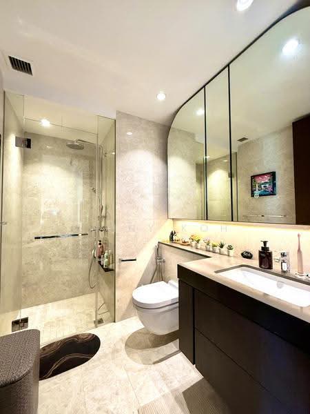 Avenue South Residence, 13 Silat Avenue, Alexandra / Commonwealth, 2 Bedrooms, 657 sqft, Condominium For Sale, by Kenny Koh, 500253026 - Bathroom - PropertyGuru.com.sg