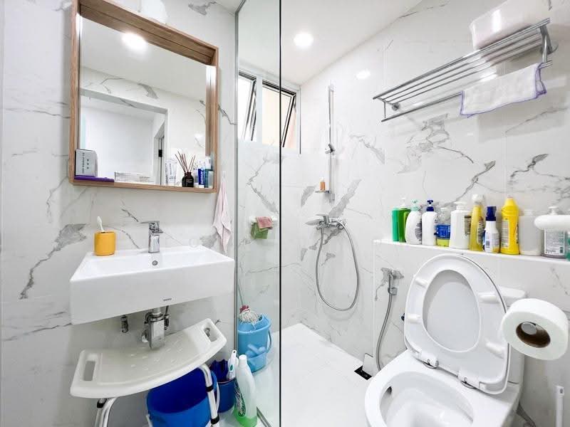 Symphony Heights, 43 Hume Avenue, Clementi Park / Upper Bukit Timah, 2 Bedrooms, 1,152 sqft, Condominium For Sale, by Leonard Soh, 500253029 - Bathroom - PropertyGuru.com.sg