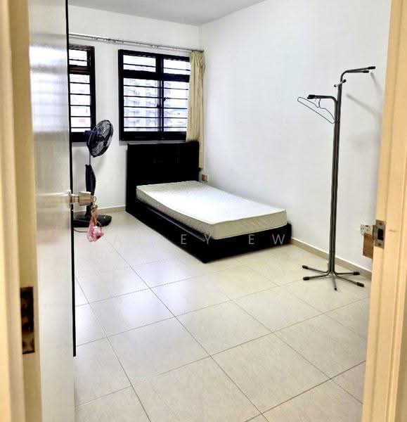 658B Jurong West Street 65, 658B Jurong West Street 65, Boon Lay / Jurong / Tuas, 3 Bedrooms, 1,194 sqft, HDB Flat For Rent, by Hailey Ewe, 500253036 - Bedroom - PropertyGuru.com.sg