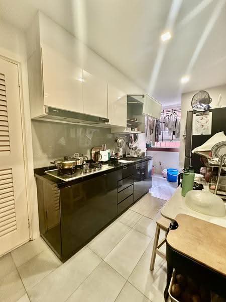 Casuarina Cove, 120 Tanjong Rhu Road, East Coast / Marine Parade, 3 Bedrooms, 1,625 sqft, Condominium For Rent, by Irene Seow, 500253038 - Kitchen - PropertyGuru.com.sg
