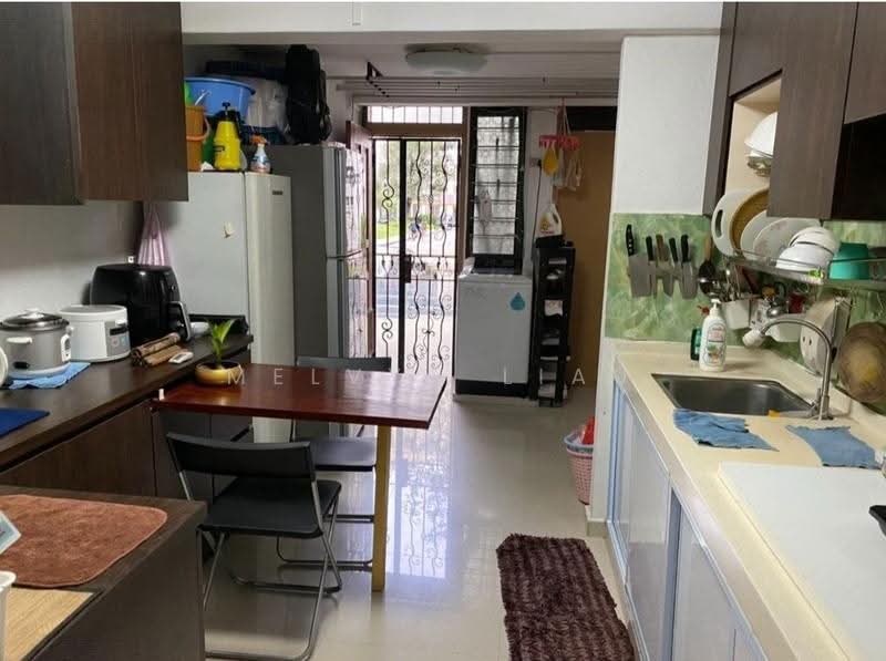 25 Toa Payoh East, 25 Toa Payoh East, Balestier / Toa Payoh, Room Rental, 50 sqft, HDB Flat For Rent, by Melvyn Liau, 500253041 - Kitchen - PropertyGuru.com.sg