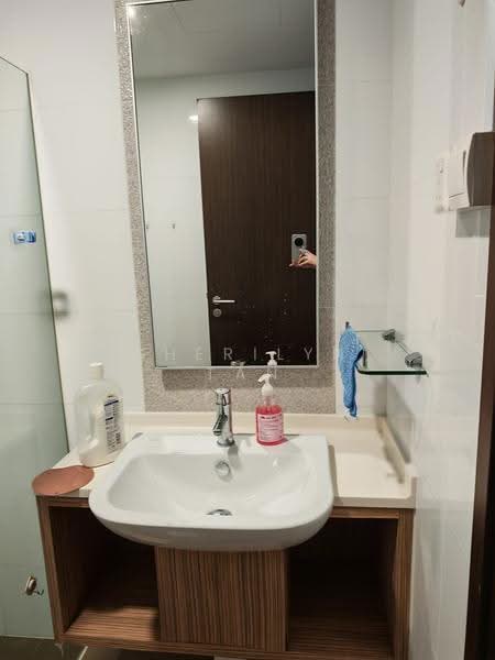 Heron Bay, Upper Serangoon View, Hougang / Punggol / Sengkang, Studio, 350 sqft, Condominium For Rent, by Sherilyn Tan, 500253058 - Bathroom - PropertyGuru.com.sg