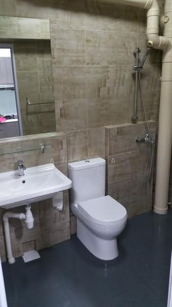 552 Woodlands Drive 44, 552 Woodlands Drive 44, Admiralty / Woodlands, Room Rental, 120 sqft, HDB Flat For Rent, by Angela Goh, 500253062 - Bathroom - PropertyGuru.com.sg