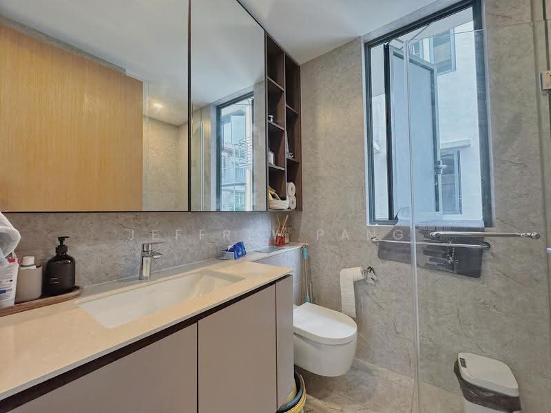 Verdale, 12 De Souza Avenue, Clementi Park / Upper Bukit Timah, 2 Bedrooms, 732 sqft, Condominium For Sale, by Jeffrey Pang, 500253070 - Bathroom - PropertyGuru.com.sg