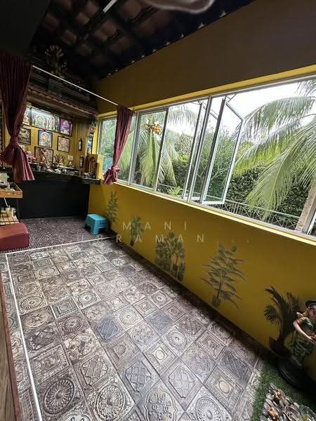 108 Jalan Rajah, 108 Jalan Rajah, Balestier / Toa Payoh, 3 Bedrooms, 1,593 sqft, HDB Flat For Sale, by Mani Subramanian Veeramani, 500253076 - Balcony - PropertyGuru.com.sg