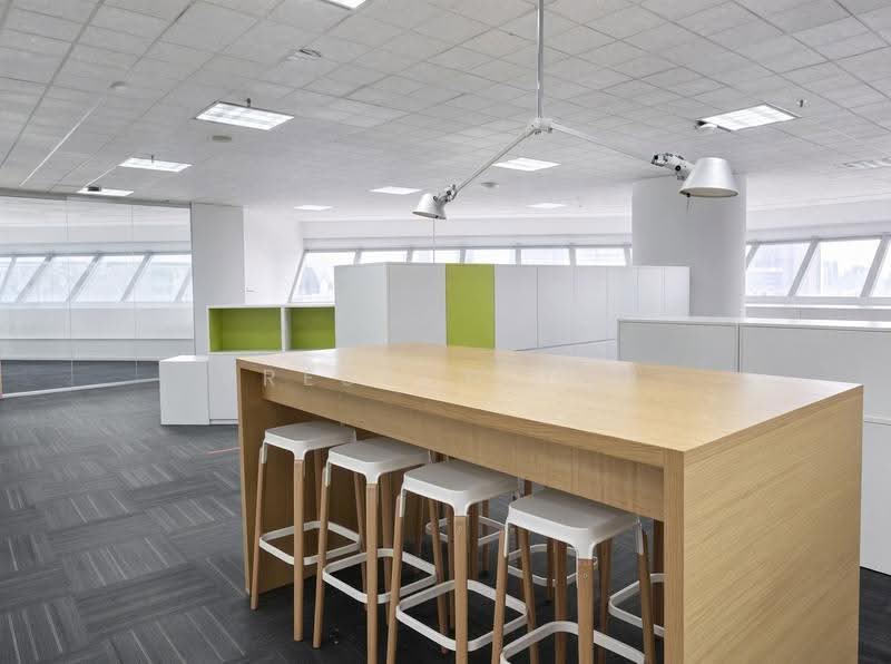 The Concourse, 300 Beach Road, Beach Road / Bugis / Rochor, 3,326 sqft, Office For Rent, by Preston Tan, 500253077 - Interior - CommercialGuru.com.sg