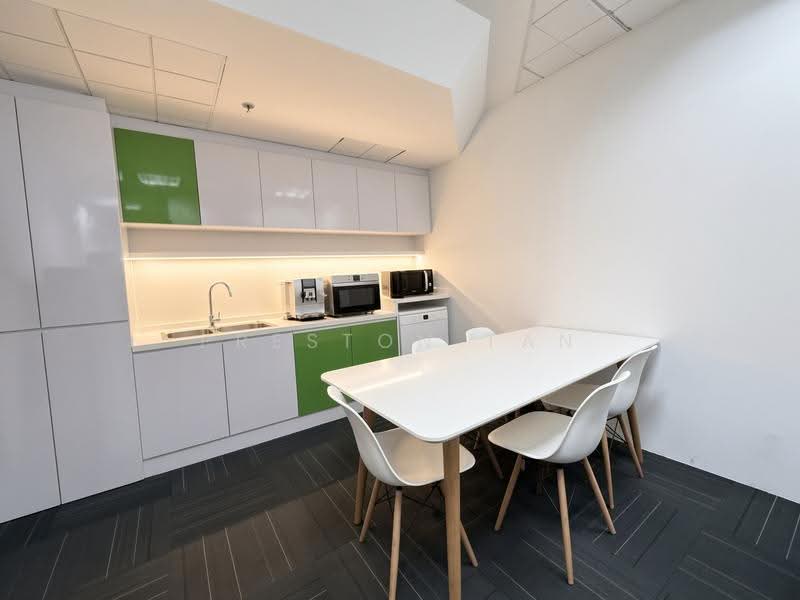 The Concourse, 300 Beach Road, Beach Road / Bugis / Rochor, 3,326 sqft, Office For Rent, by Preston Tan, 500253077 - Kitchen - CommercialGuru.com.sg