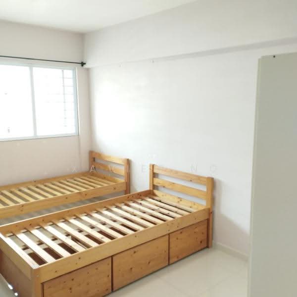 229 Yishun Street 21, 229 Yishun Street 21, Sembawang / Yishun, 3 Bedrooms, 1,302 sqft, HDB Flat For Rent, by Xavier Ng, 500253082 - Bedroom - PropertyGuru.com.sg