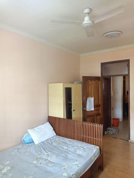 15 Lorong Sarina, Lorong Sarina, Eunos / Geylang / Paya Lebar, Room Rental, 150 sqft, Terraced House For Rent, by John Lim, 500253101 - Bedroom - PropertyGuru.com.sg