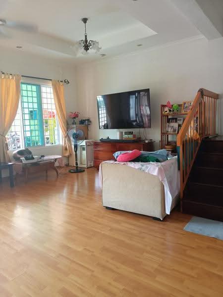 15 Lorong Sarina, Lorong Sarina, Eunos / Geylang / Paya Lebar, Room Rental, 150 sqft, Terraced House For Rent, by John Lim, 500253101 - Living Room - PropertyGuru.com.sg