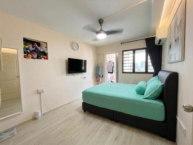 126 Yishun Street 11, 126 Yishun Street 11, Sembawang / Yishun, 3 Bedrooms, 1,001 sqft, HDB Flat For Sale, by Eugene Lee, 500253102 - Bedroom - PropertyGuru.com.sg