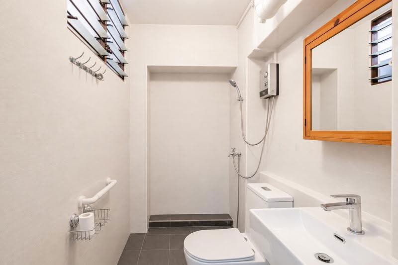 366 Corporation Drive, 366 Corporation Drive, Boon Lay / Jurong / Tuas, 3 Bedrooms, 1,098 sqft, HDB Flat For Sale, by Warren Chan, 500253105 - Bathroom - PropertyGuru.com.sg