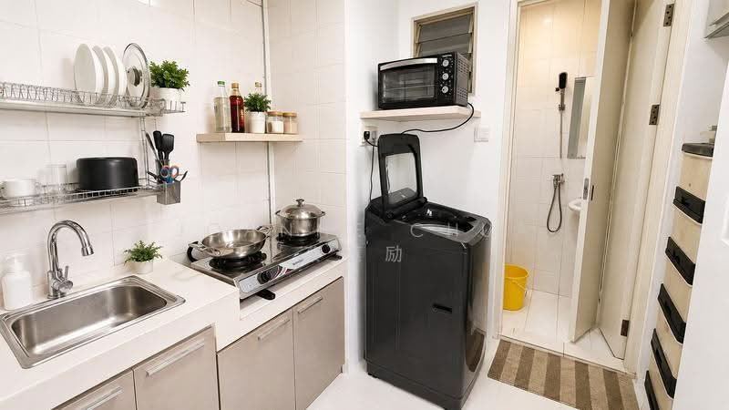 Starville, 68 Lengkong Tiga, Eunos / Geylang / Paya Lebar, 4 Bedrooms, 1,550 sqft, Condominium For Sale, by Joanne Chua  蔡蕙励, 500253116 - Kitchen - PropertyGuru.com.sg