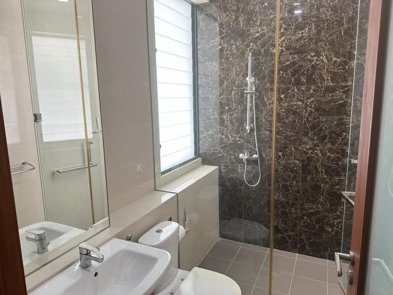 Price Reduced | Modern 4 Bedder Bungalow | Mins Walk to Stevens MRT | Mall | Shops, Trevose vicinity, off Dunearn Road, Newton / Novena, 4 Bedrooms, 3,800 sqft, Bungalow House For Rent, by Ken Lee, 500253130 - Bathroom - PropertyGuru.com.sg